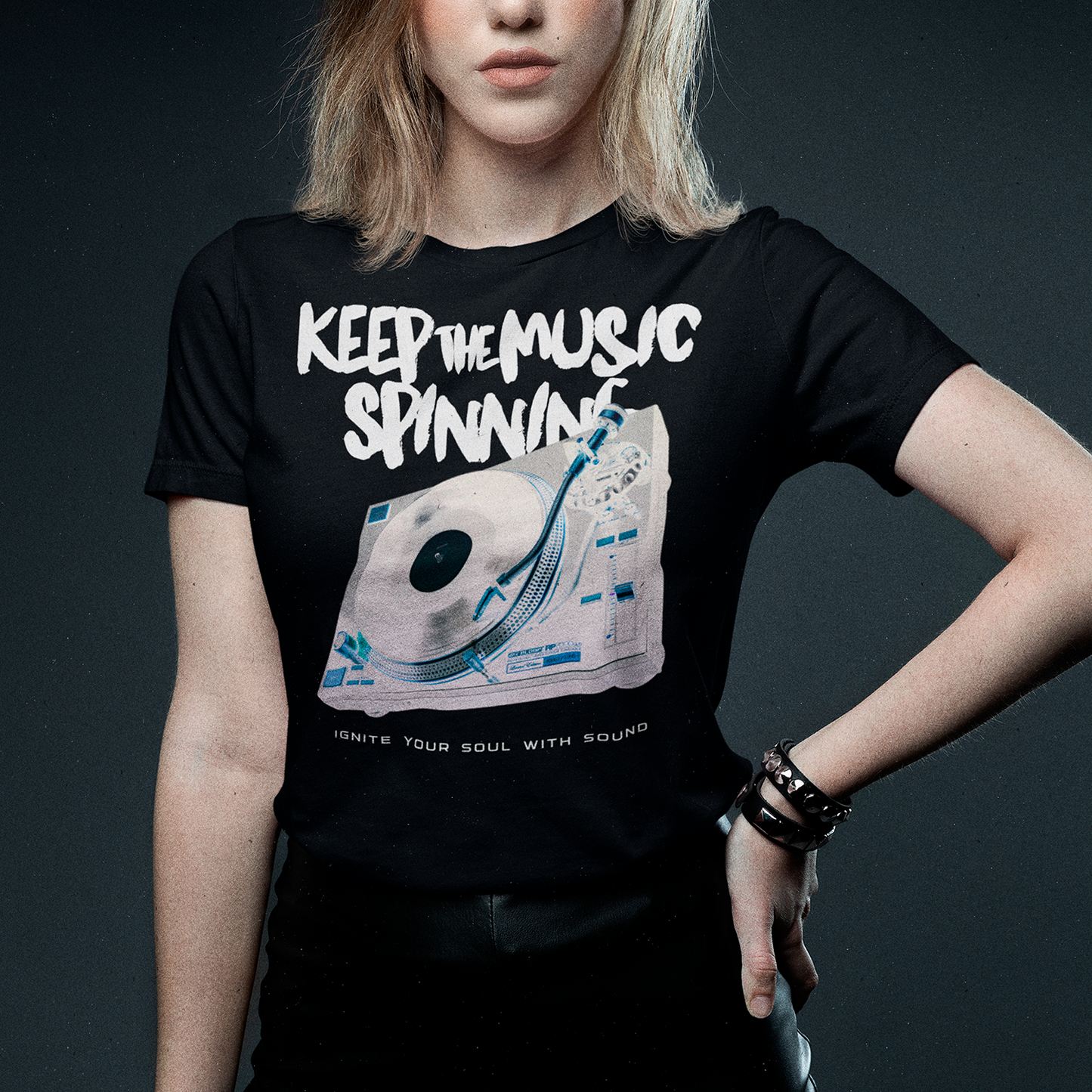 Polera Keep The Music Spinning