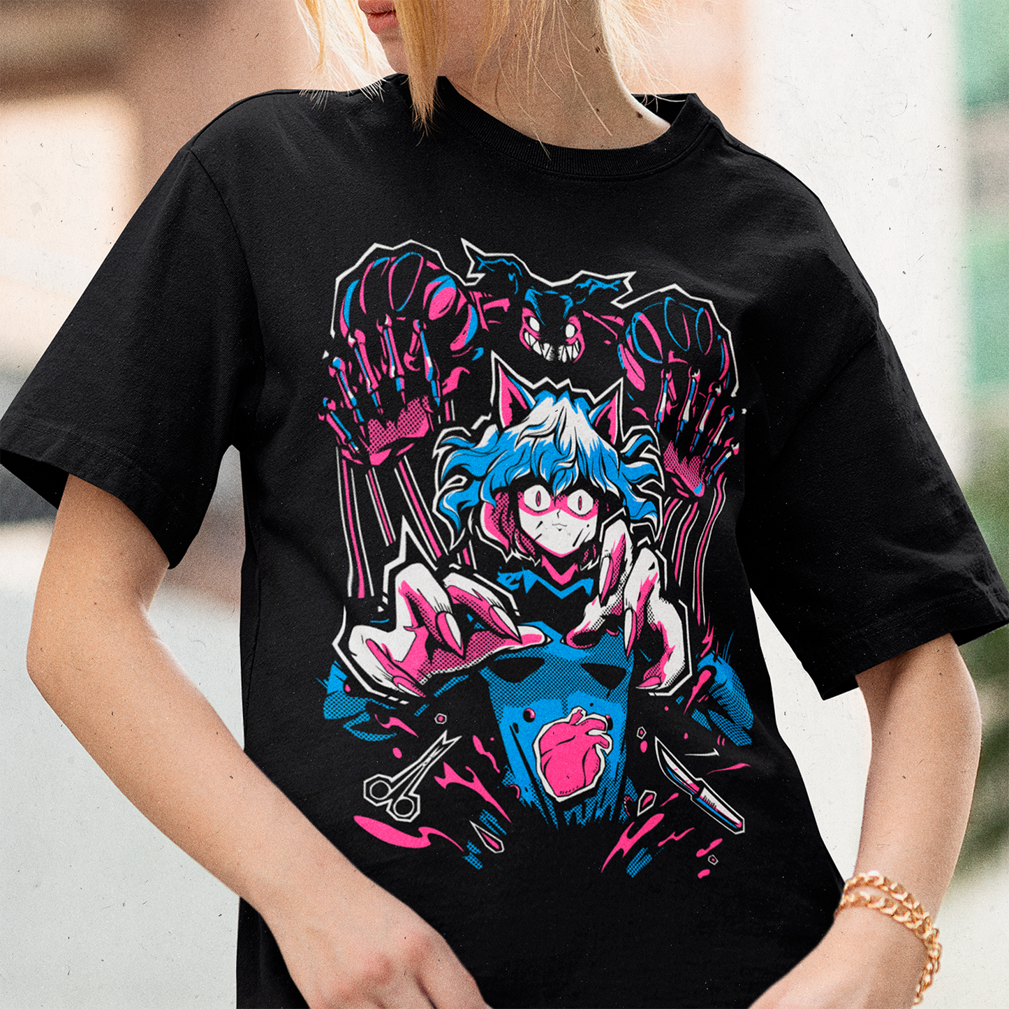 Mujer usando Polera Negra Neferpitou  Hunter x Hunter 2