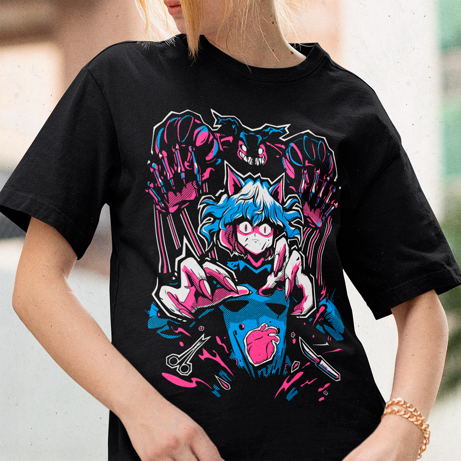Mujer usando Polera Negra Neferpitou  Hunter x Hunter 2