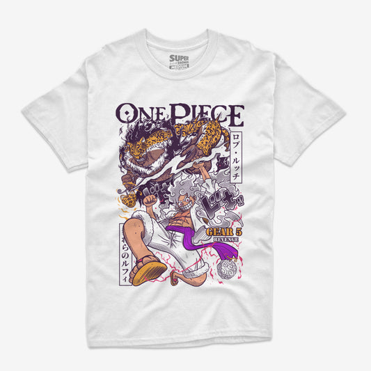 Polera blanca con la ilustracion frontal de Luffy Gear 5 y Lucci One Piece