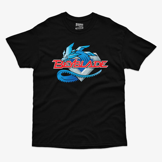 Polera negra con el logo de Beyblade en color azul y rojo en el centro del pecho.