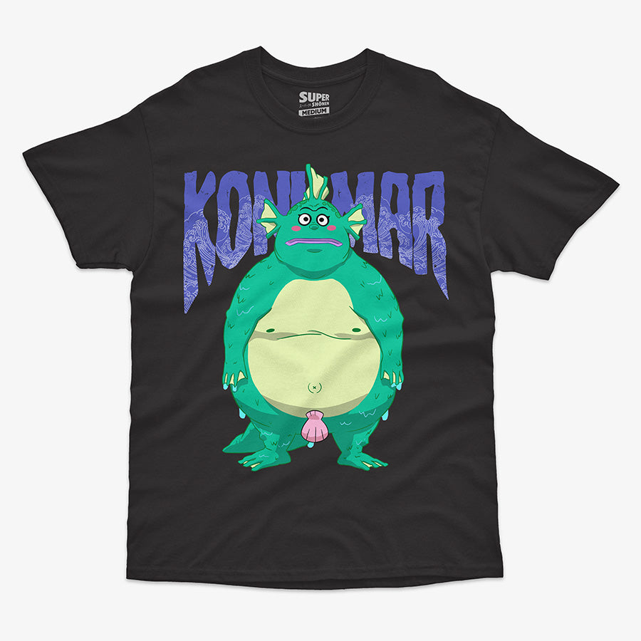 Polera negra de Dotto! Koni-chan. Diseno central del personaje Koni Mar, una criatura verde con aletas, branquias y una concha rosada, con el texto 'KONI MAR' en la parte superior en letras azules y con ondas
