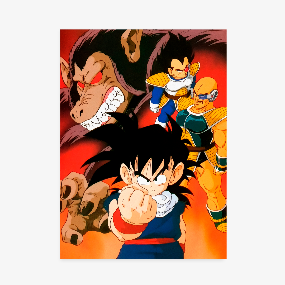 Póster de Dragon Ball Z de la Saga Saiyajin, mostrando a Gohan niño en primer plano con el puño cerrado, y detrás a los villanos Vegeta y Nappa, con la sombra roja del Gran Mono Ozaru